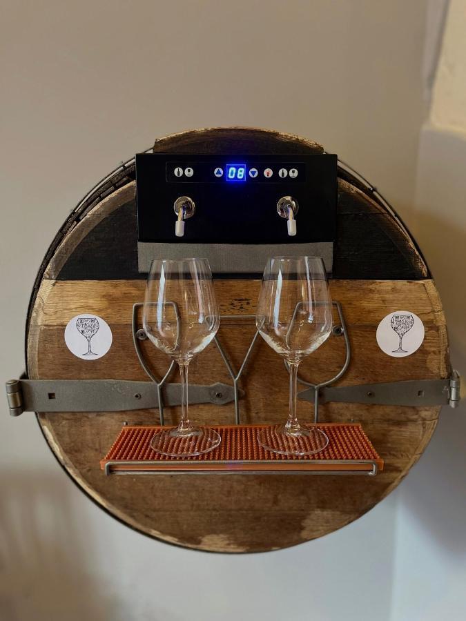 Wineexperience- Wine&Jacuzzi Suite Lecce Luaran gambar