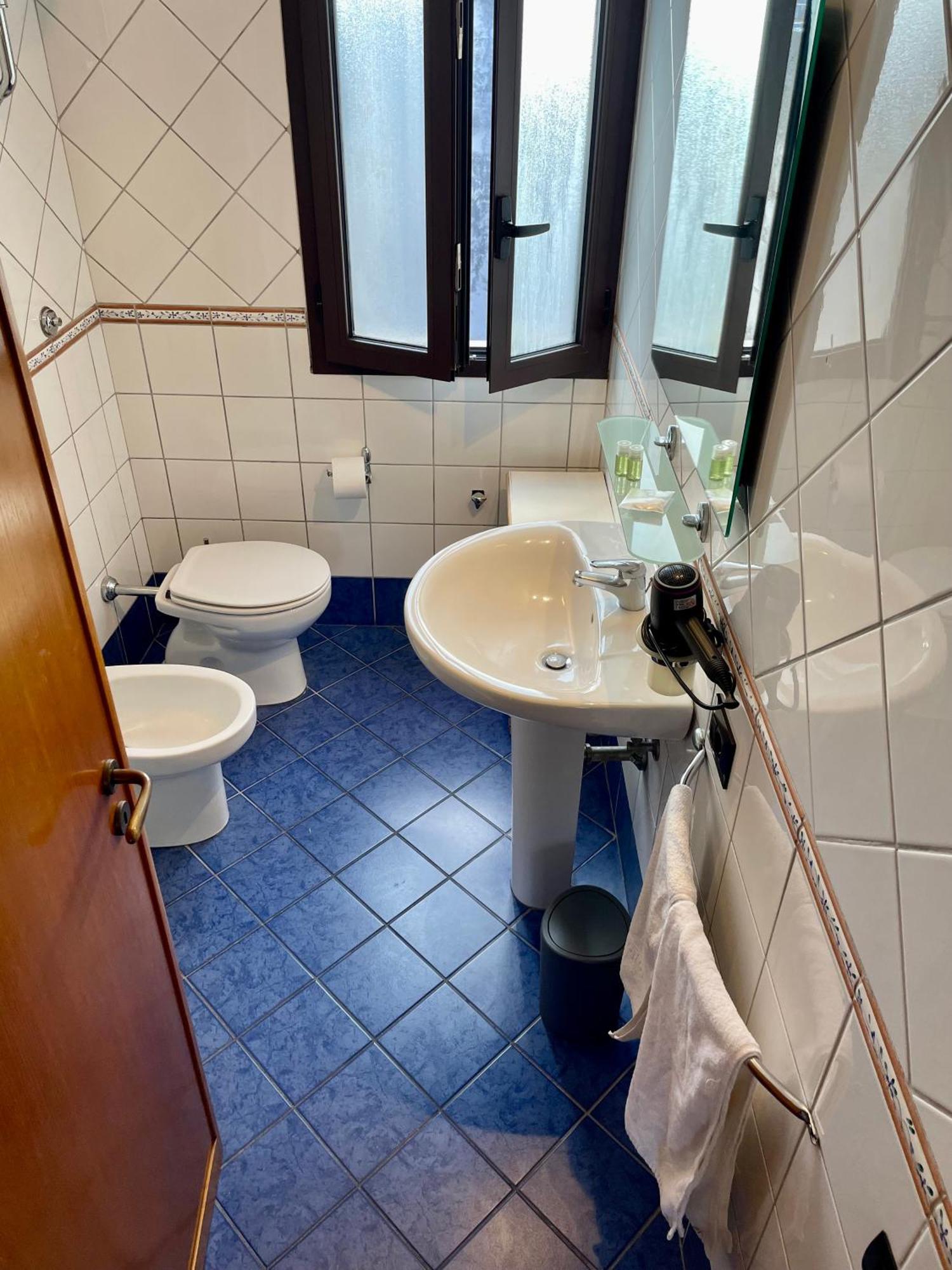 Wineexperience- Wine&Jacuzzi Suite Lecce Luaran gambar