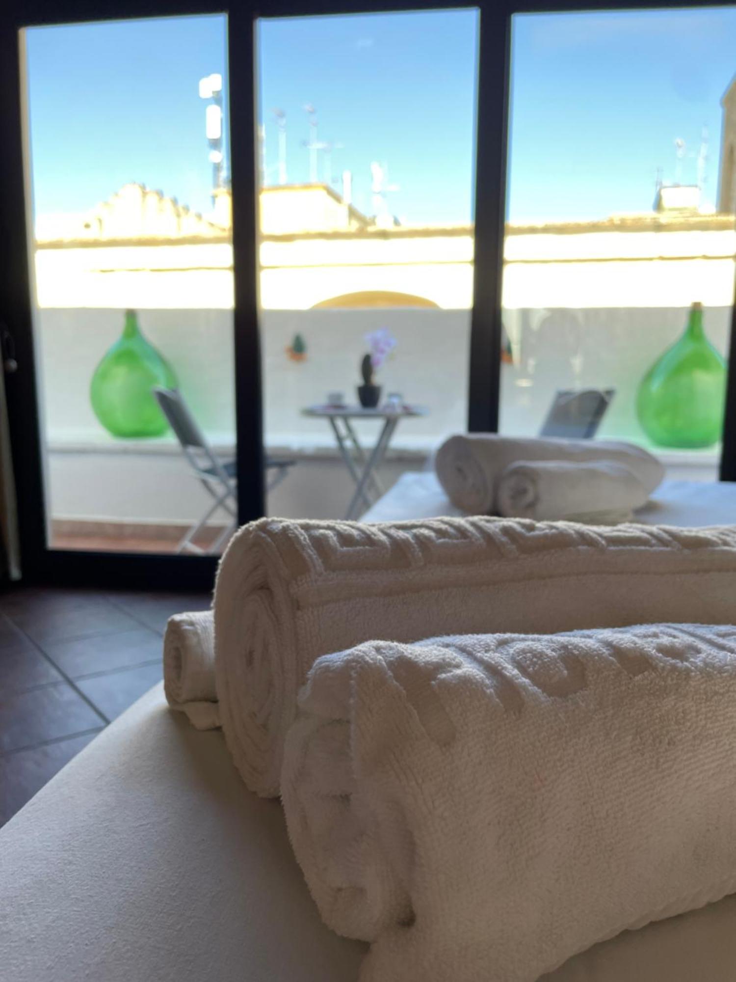 Wineexperience- Wine&Jacuzzi Suite Lecce Luaran gambar
